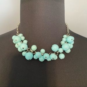 Blue beeded necklace with adjustable chain